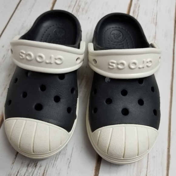 kids crocs size 9